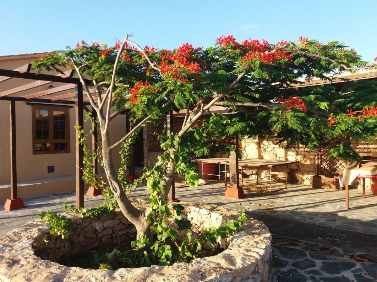 Villa La Vista De Tefia Bagian luar foto